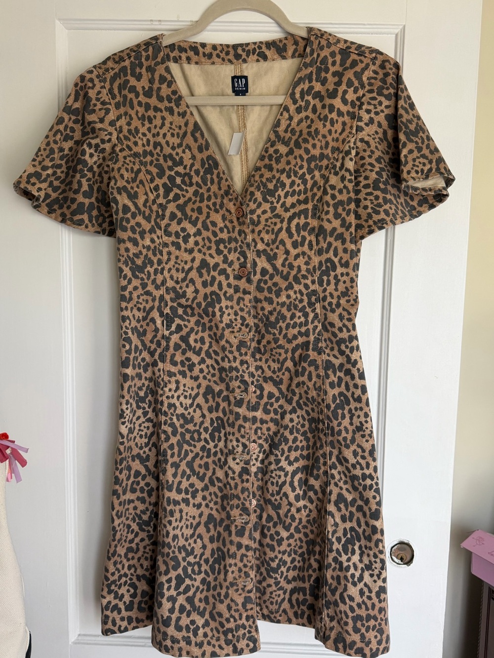 GAP Leopard-Print Button-Front V-Neck Dress - Tan and Black